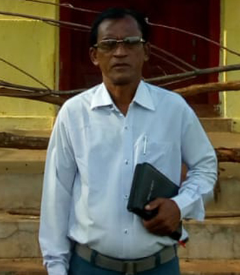 Pr. Parumananda